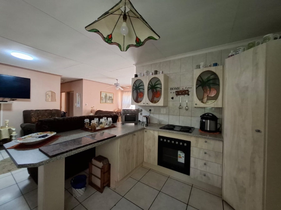 4 Bedroom Property for Sale in Safari Gardens North West